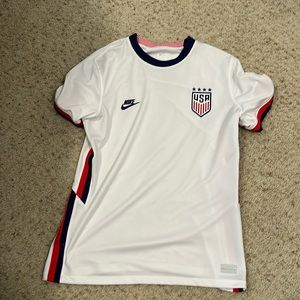 Like new Nike uswnt soccer jersey women’s large